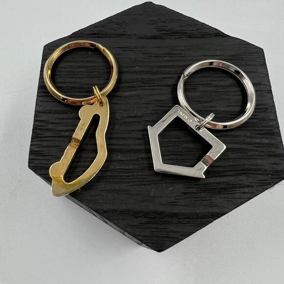 Vintage Set Avon Keychains Silver and Gold Tone House & Car Shape - Picture 3 of 5